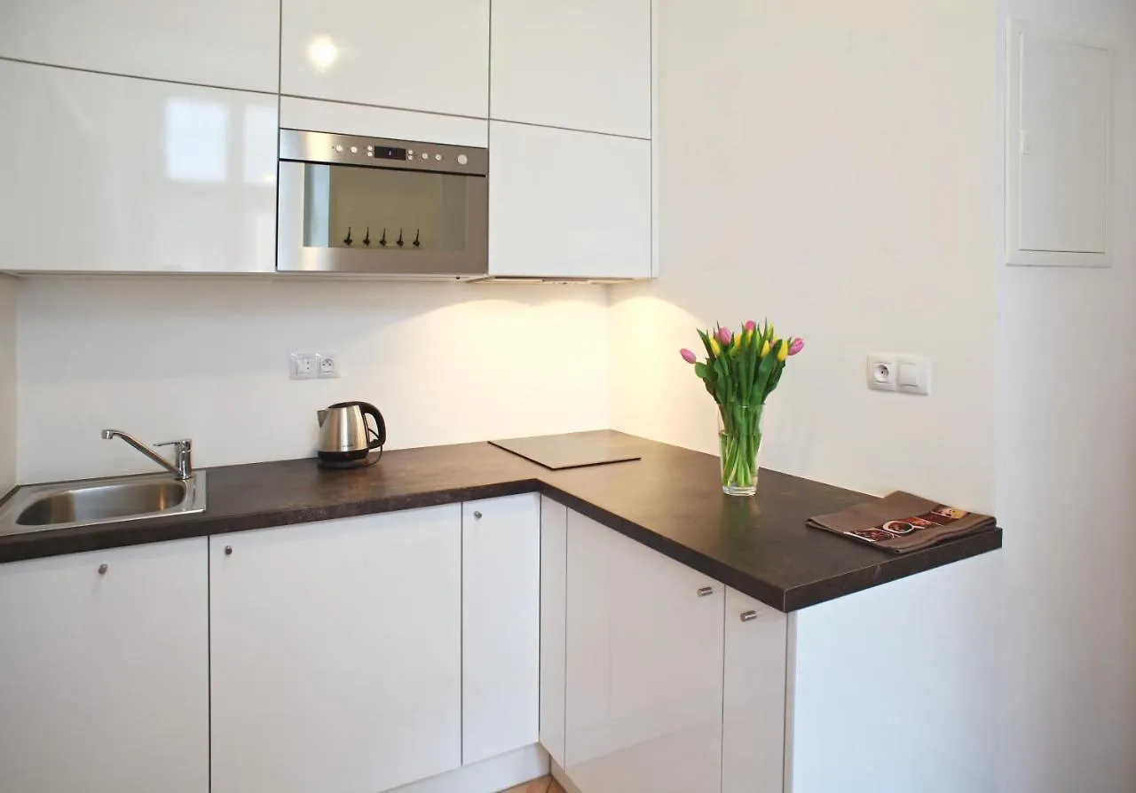 Lovely Lila Apartment Prague