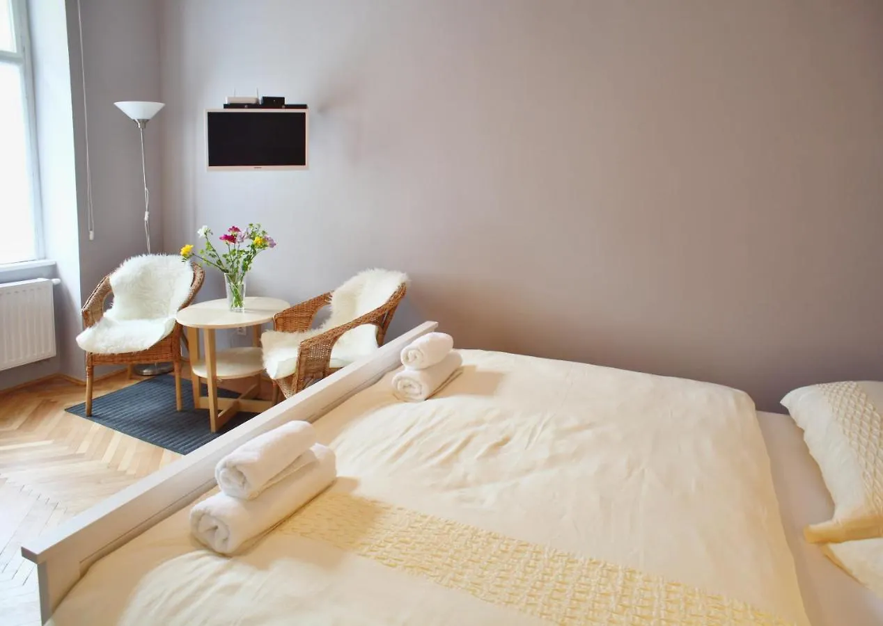 Lovely Lila Apartment Prague Czech Republic